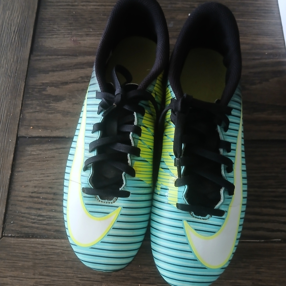 Nike Mercurial Vortex III FG Soccer Shoe Sz 7.5